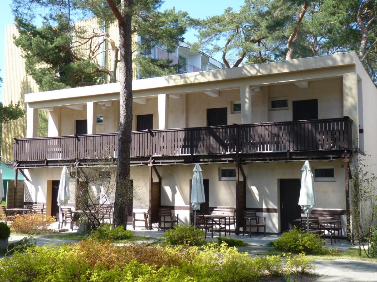 Osrodek Wypoczynkowy W Sosnowym Lesie Hotel Miedzywodzie Exterior photo